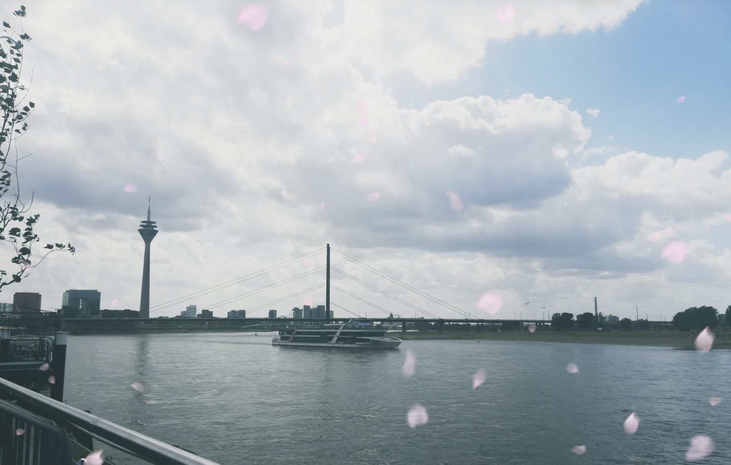 Rheinturm de Düsseldorf