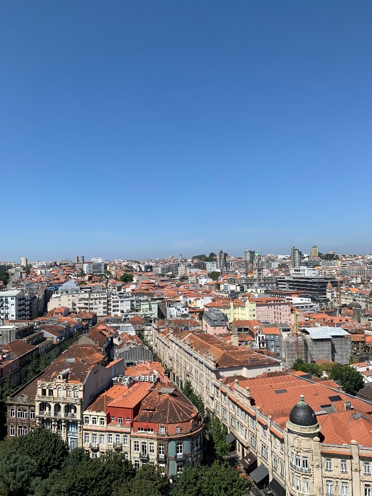 Vue de la Torre des Clergios, Porto, Portugal